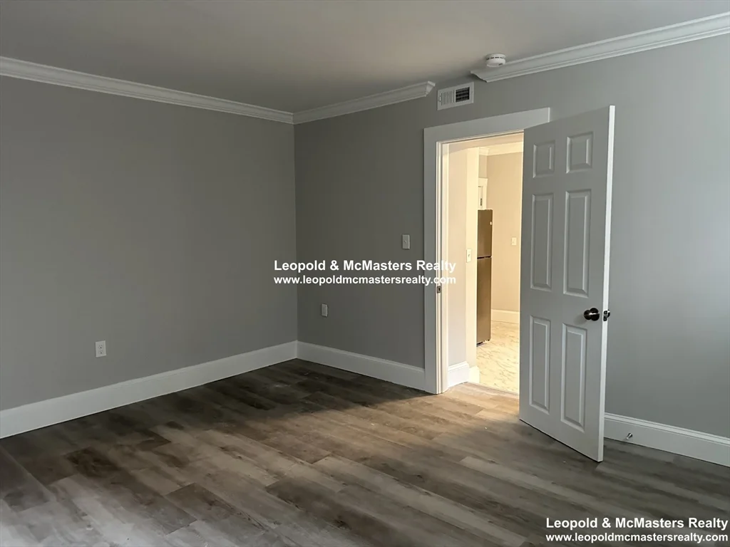 94 Longwood Ave, Coolidge Corner