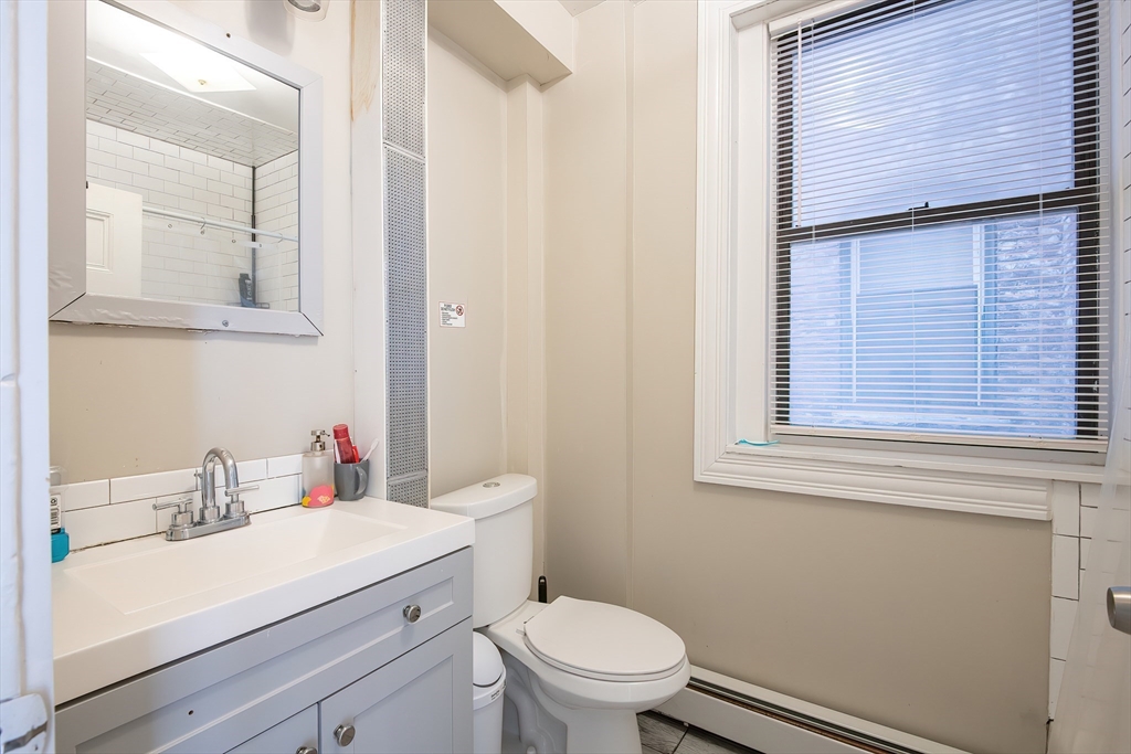 5 Linden St, Allston