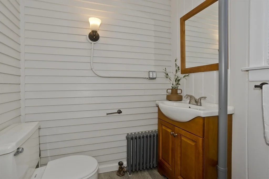 68-70 Ottawa St, Agawam