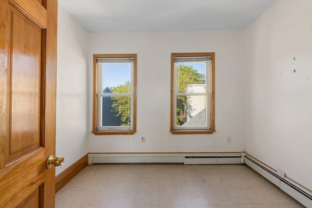 237 Webster Ave, Wellington-Harrington