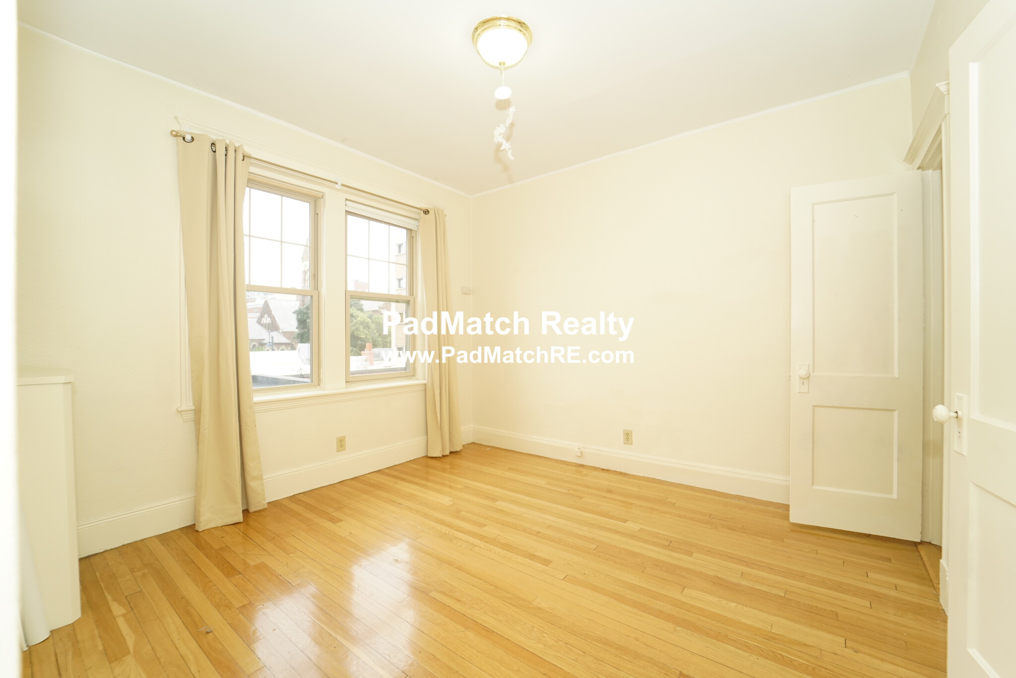 14 Alton Pl, Coolidge Corner