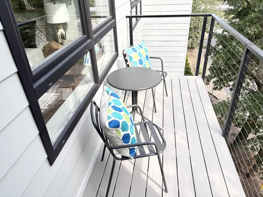 1391 Main St, Walpole