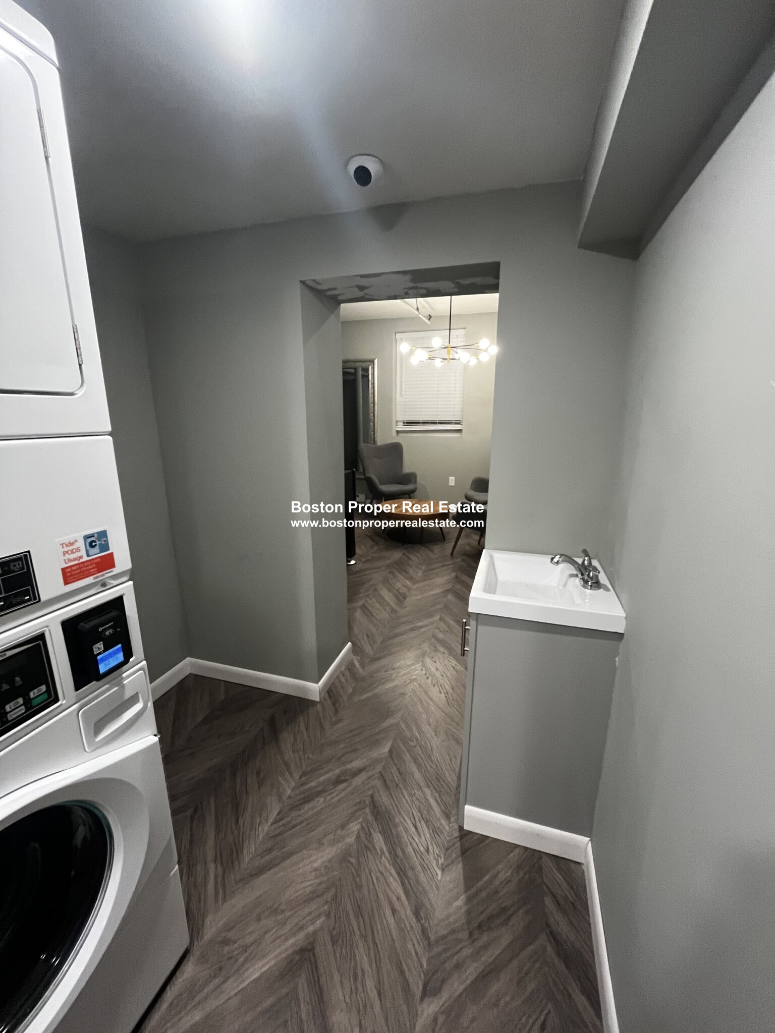 16 Westland Ave, Fenway