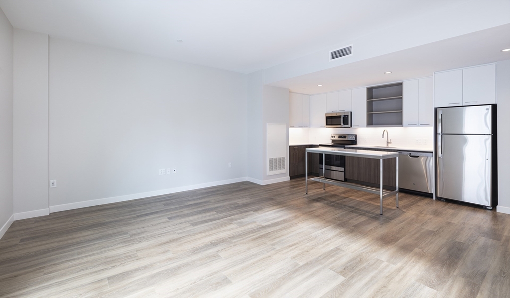 50 Rogers St, Kendall Square