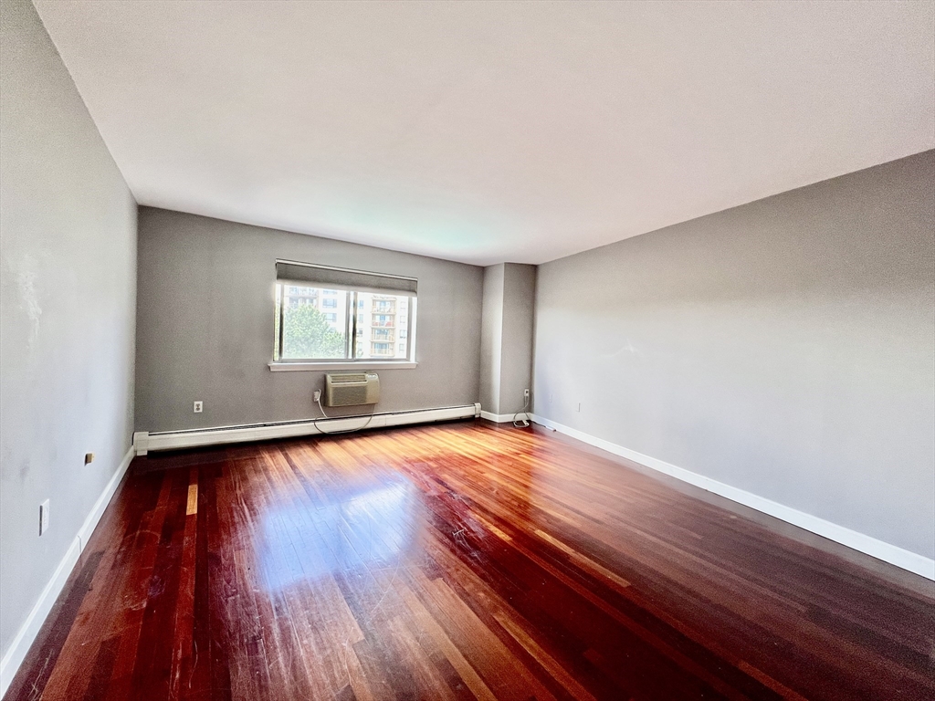 141 Coolidge St, Watertown