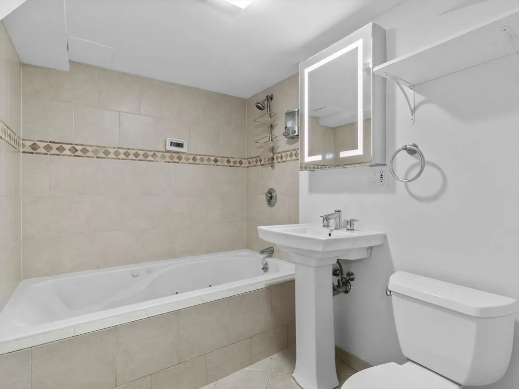 98 Elm, Davis Square