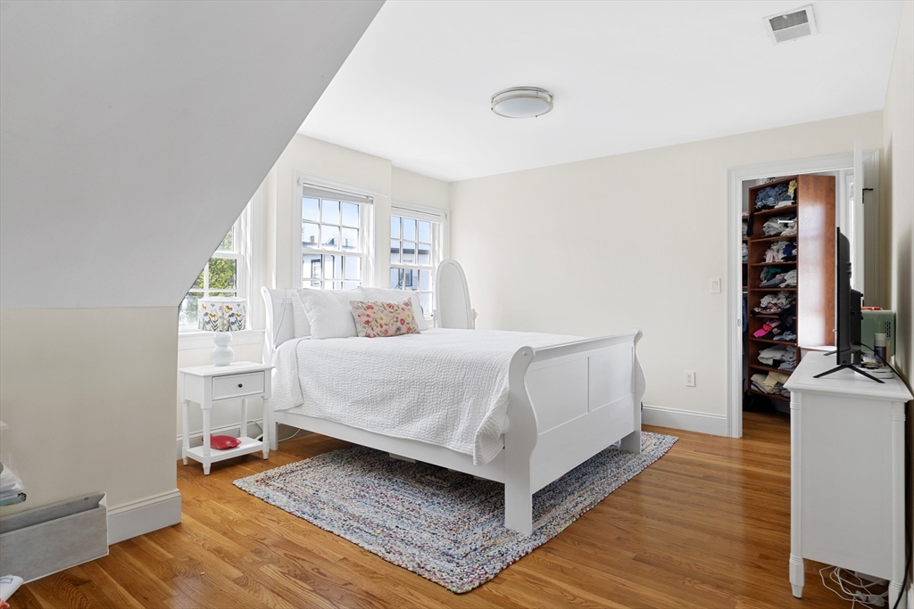 402 E 3rd St, South Boston