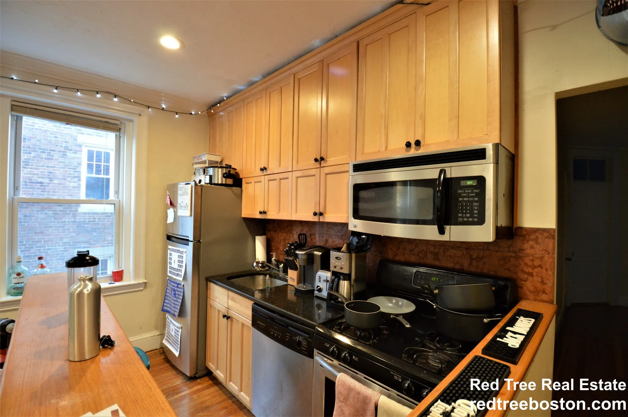 73 Thatcher St, North Brookline