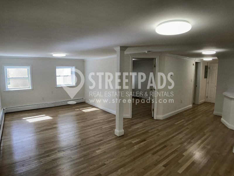 1539 Beacon St, Griggs Park