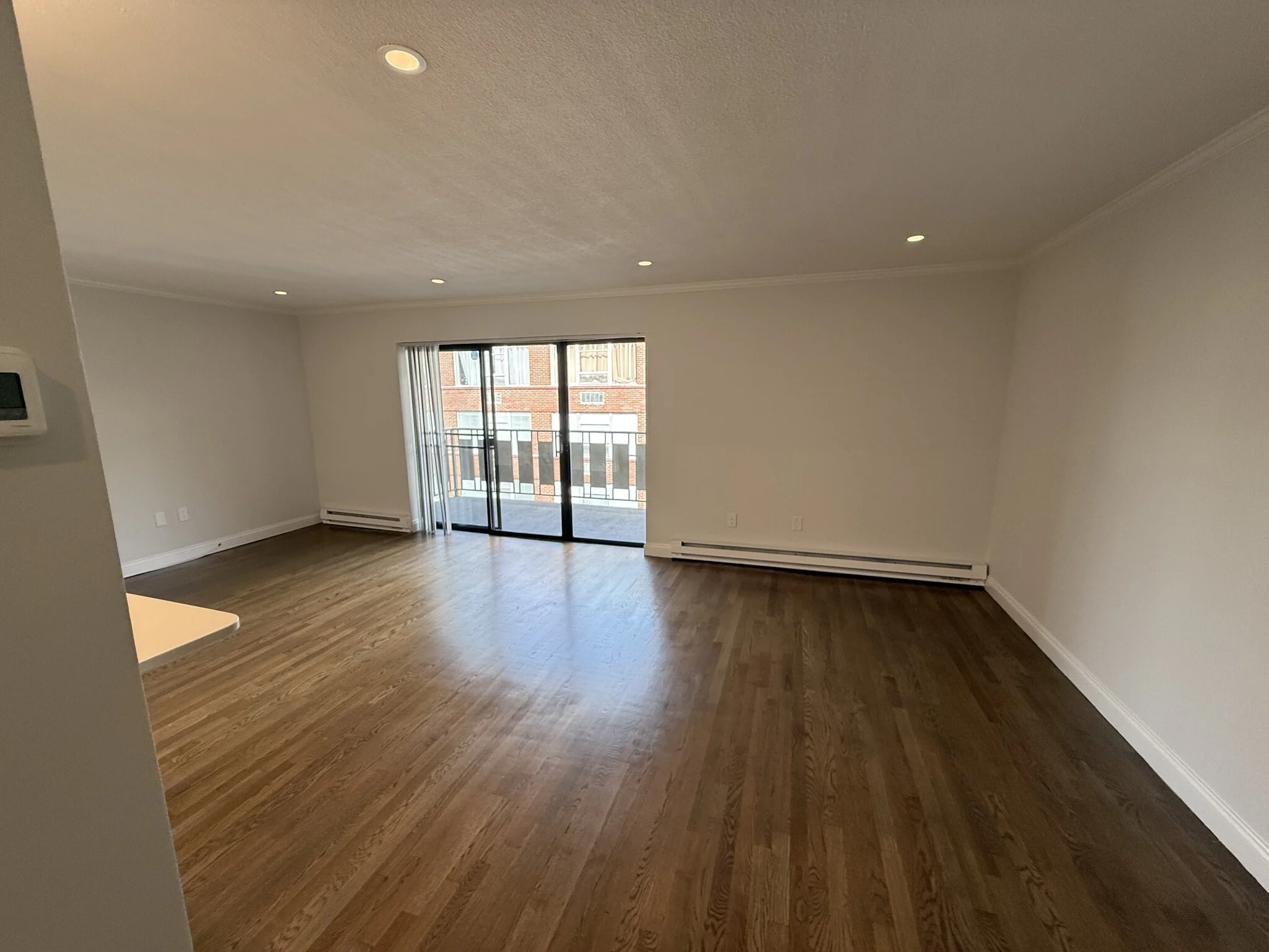 320 Hammond Pond Pkwy, Chestnut Hill