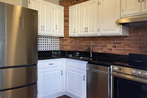 166 Broadway, East Somerville