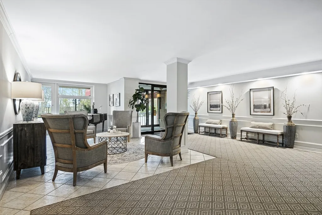 36 Eliot St, Jamaica Plain