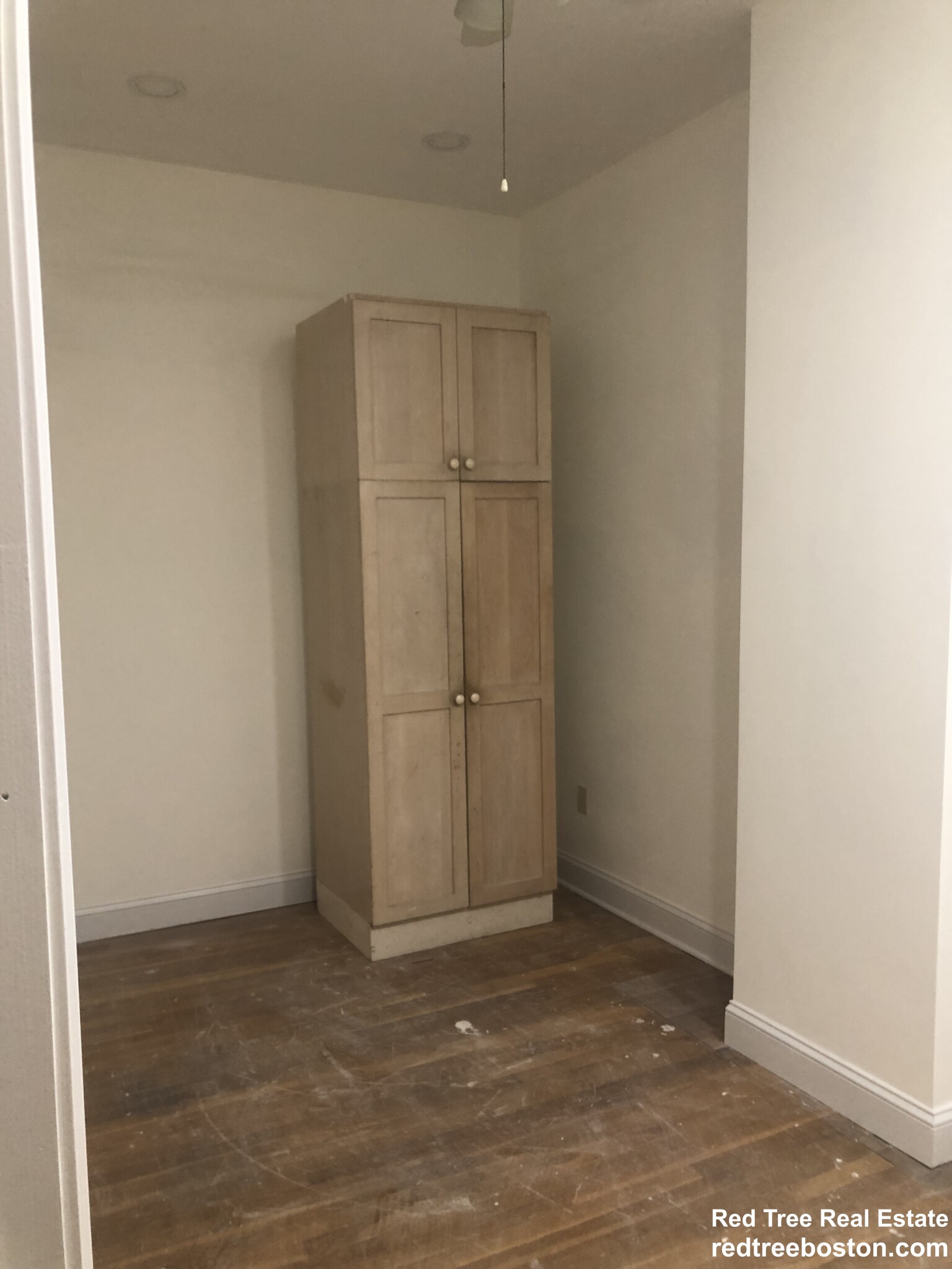 23 Highland Park Ave, Roxbury