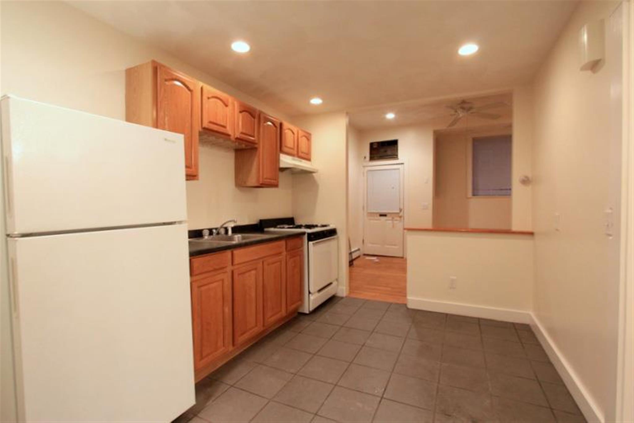 302 Highland Ave, Spring Hill