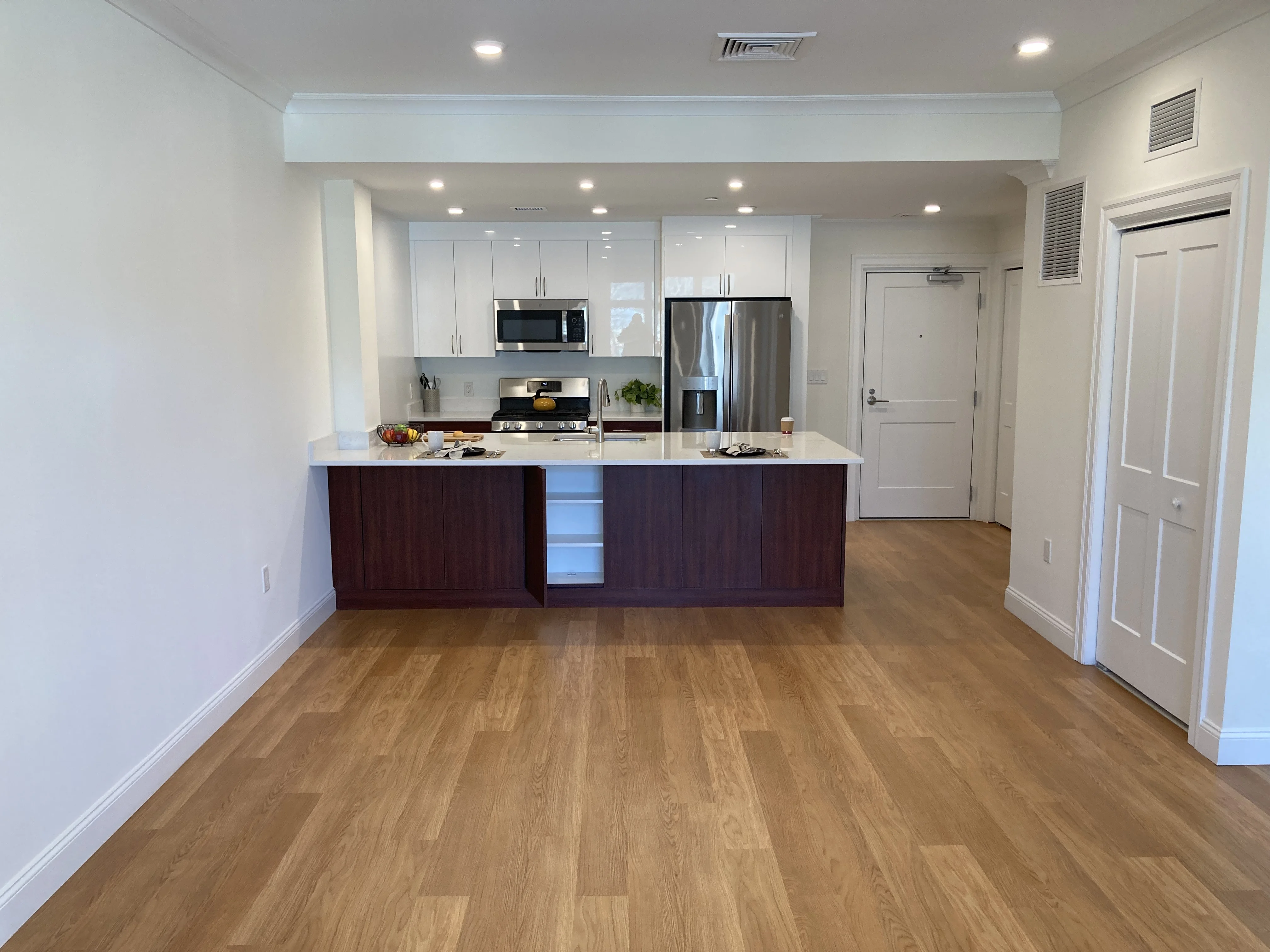 120 Gerry Rd, Chestnut Hill