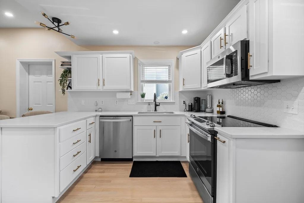 124 Washington St, Woburn