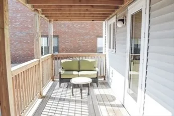 819 East 6th St, South Boston