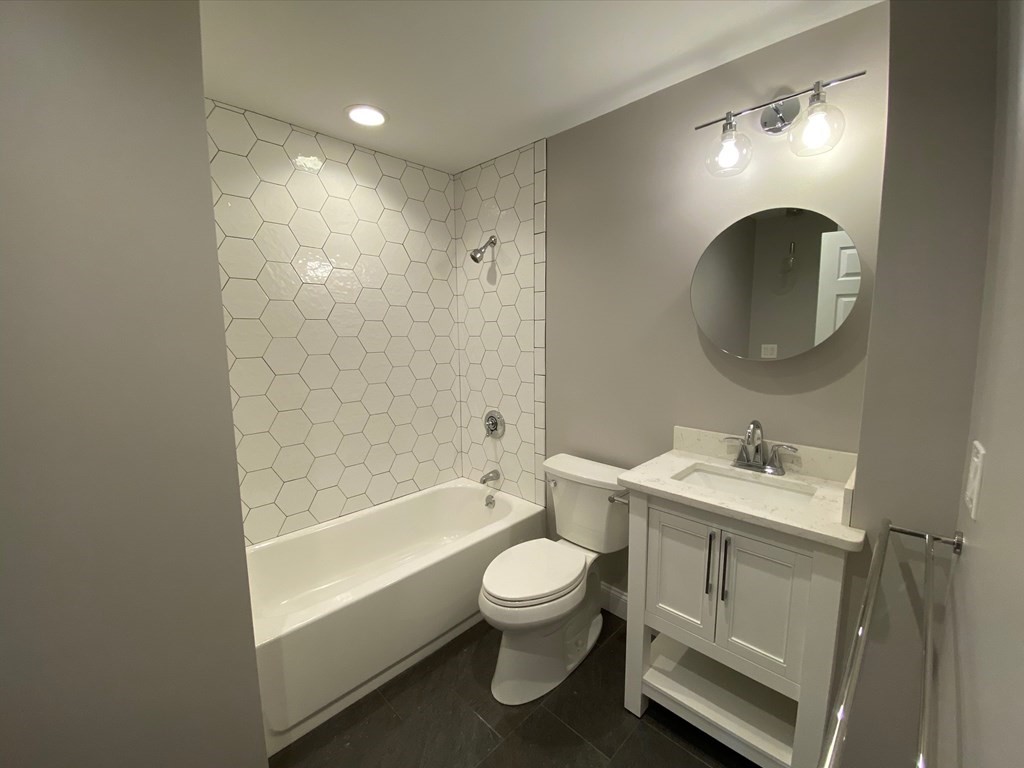 2277 Massachusetts Ave, North Cambridge