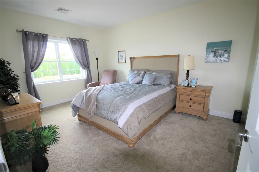 1 Regency Village Way, Merrimac