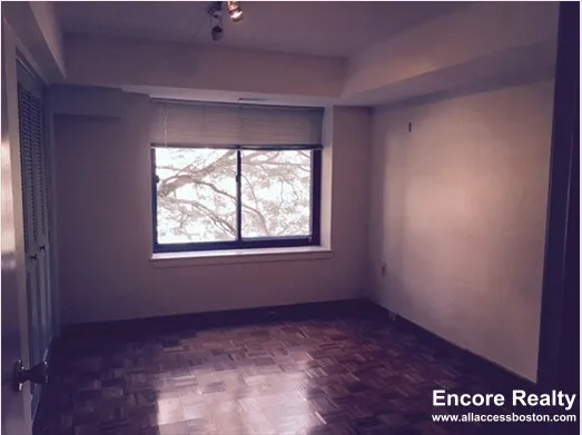 1243 Beacon St, Coolidge Corner