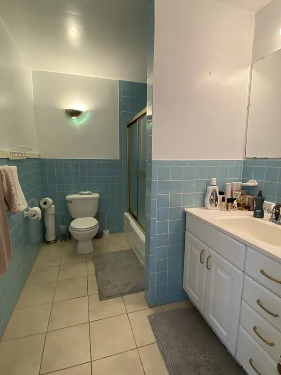 52 Highland Ave, Prospect Hill