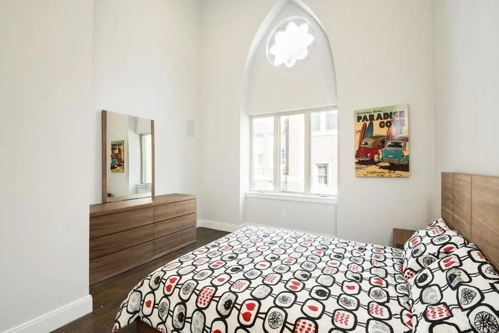 225 Dorchester St, South Boston