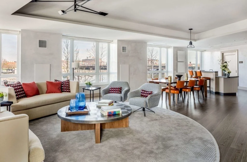 100 Lovejoy, West End