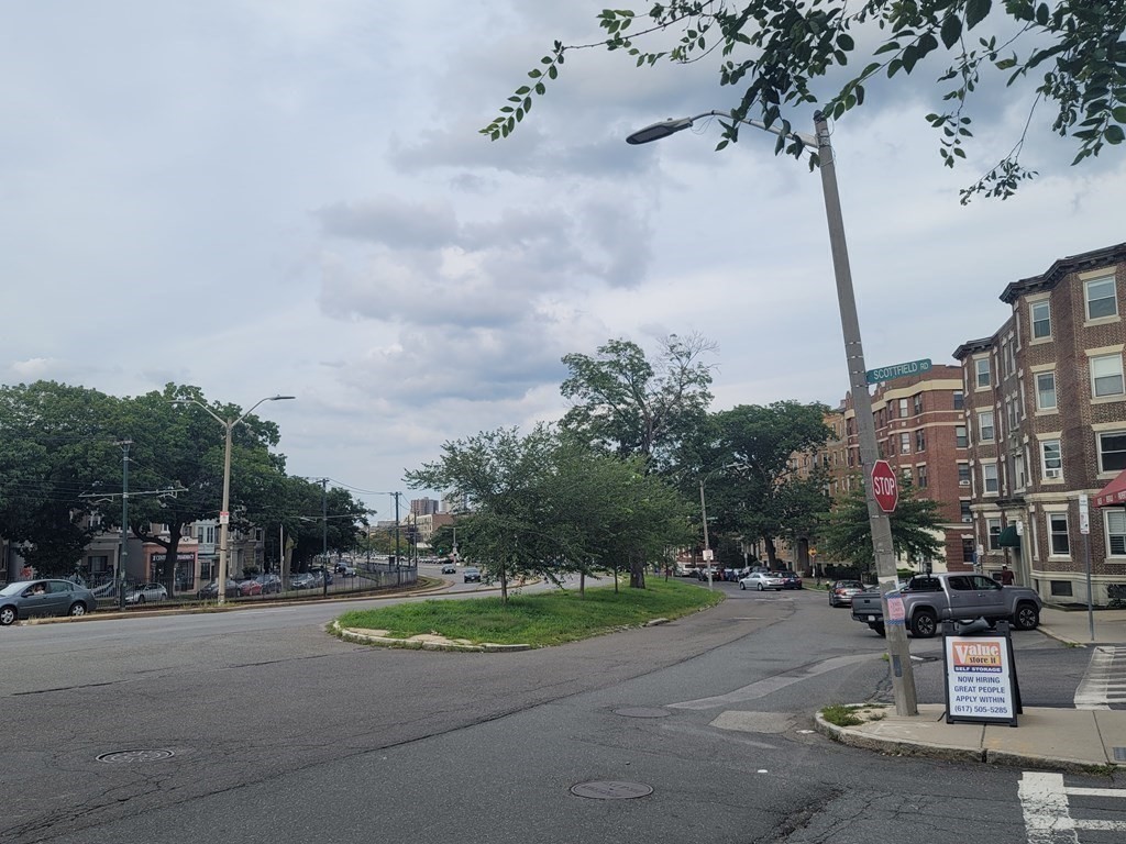 10 Scottfield Rd, Allston