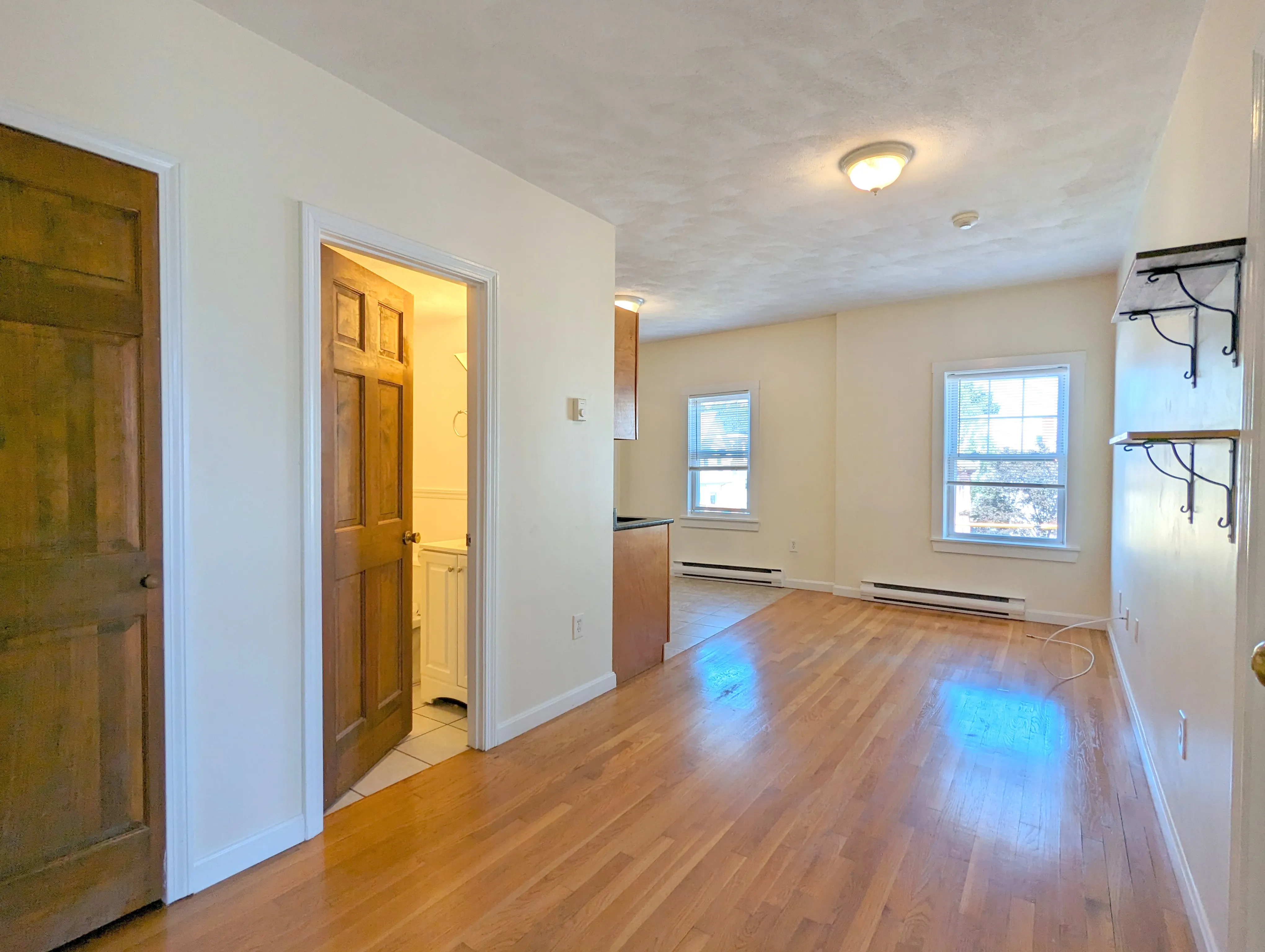 12 Winter St, Davis Square