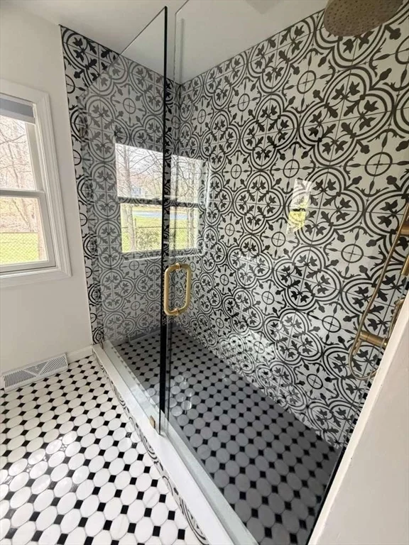 5 Lake View Ave, Peabody