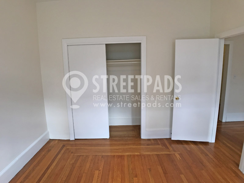 1539 Beacon St, Griggs Park