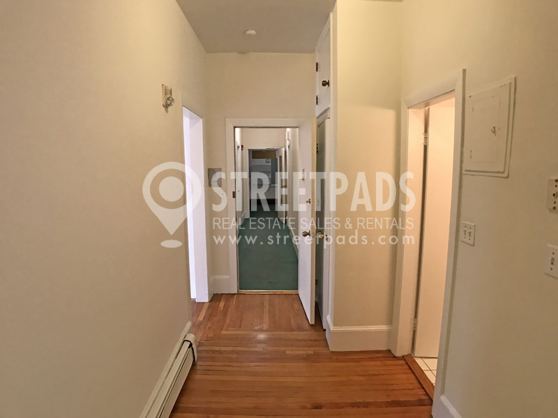 1539 Beacon St, Griggs Park