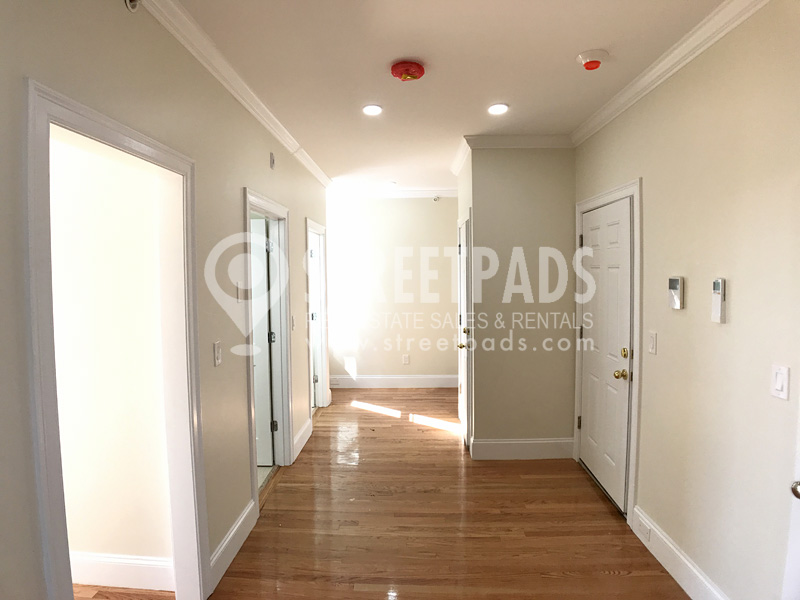 12 Harris St, Coolidge Corner