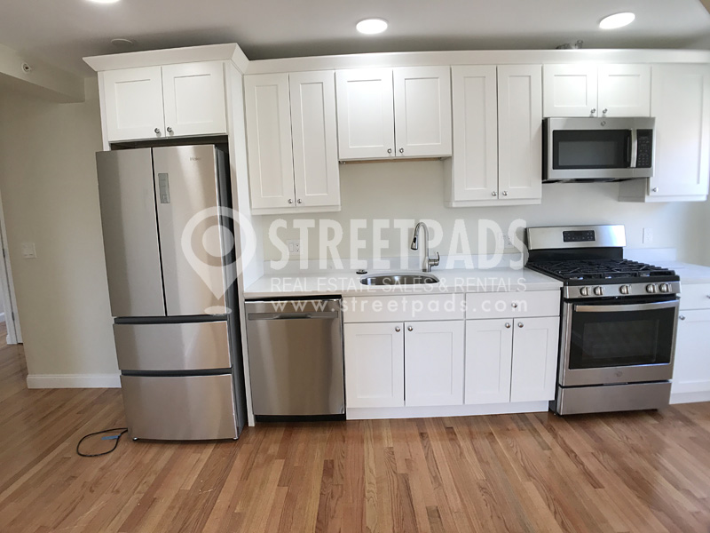 12 Harris St, Coolidge Corner