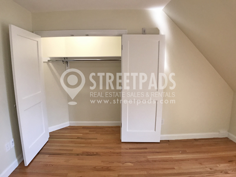 12 Harris St, Coolidge Corner