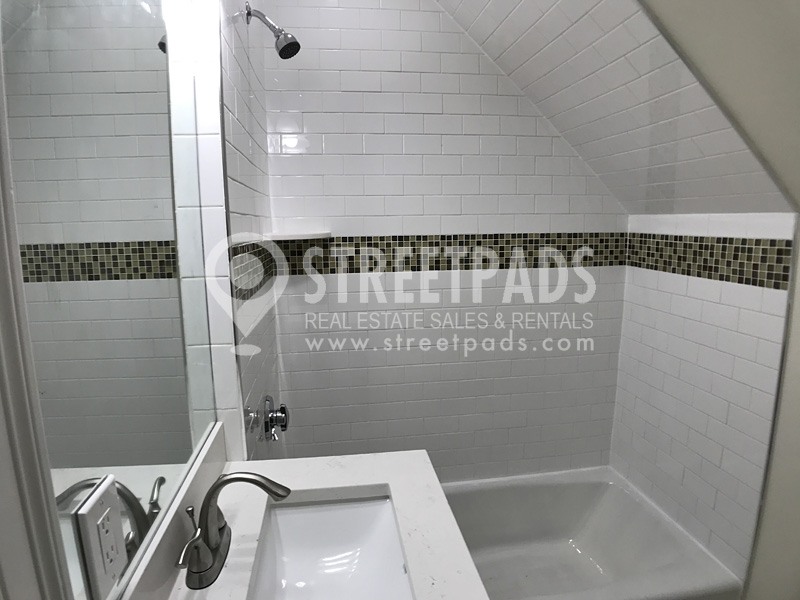 12 Harris St, Coolidge Corner