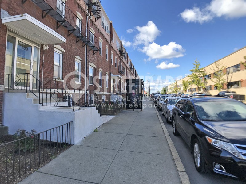 180 North Beacon St, Brighton