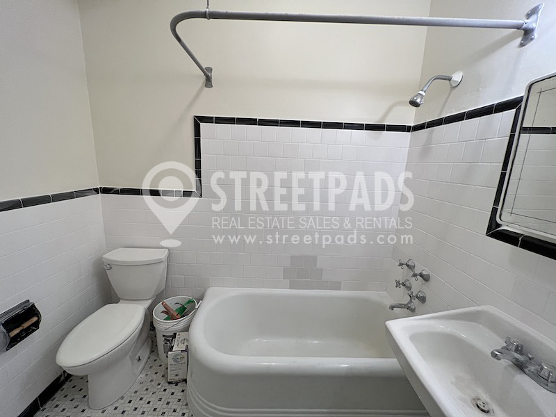 2 Ware St, Mid-Cambridge