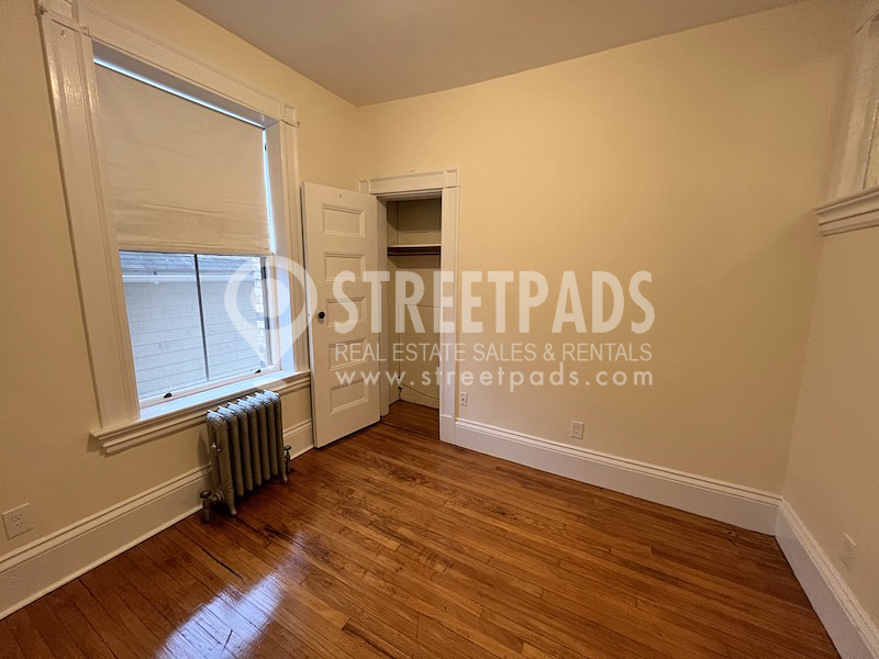 2 Ware St, Mid-Cambridge