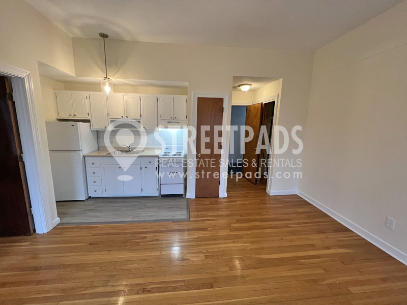 168 North Beacon St, Oak Square