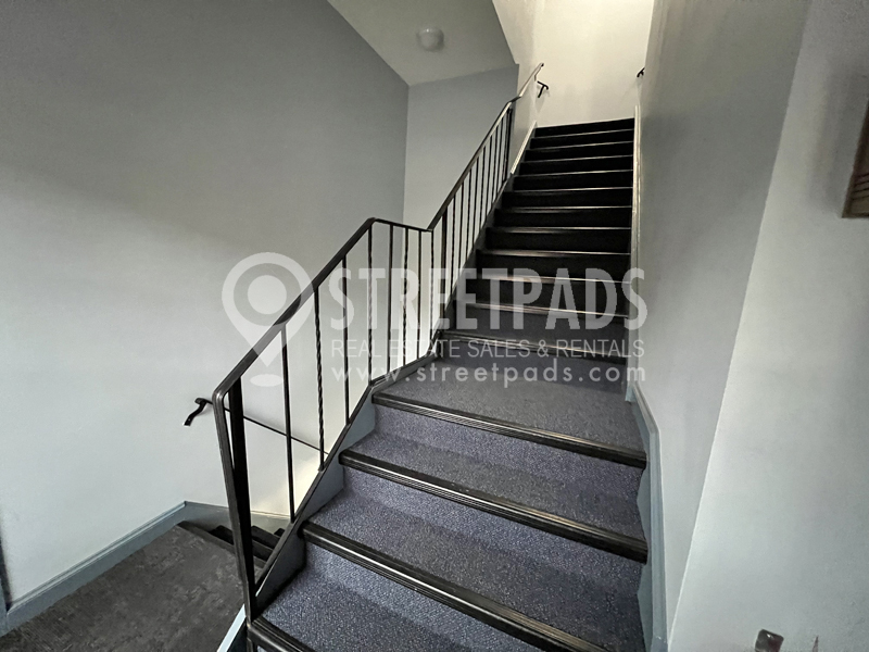 180 North Beacon St, Brighton