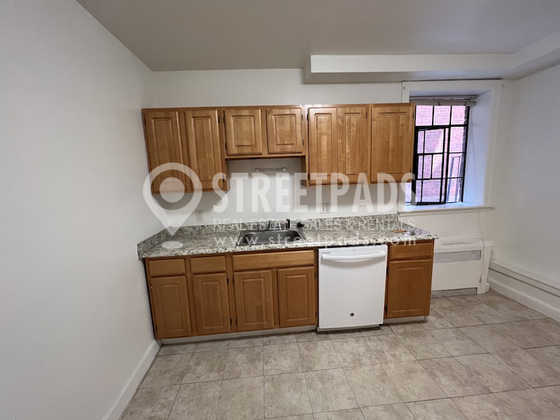 100 Sewall Ave, Brookline