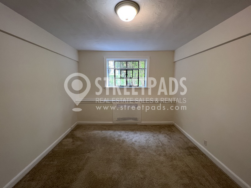 100 Sewall Ave, Brookline