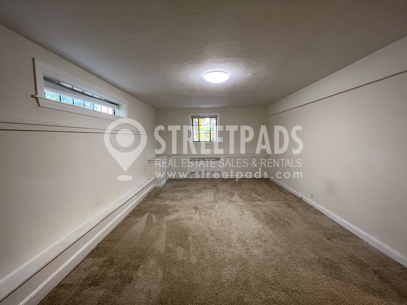 100 Sewall Ave, Brookline