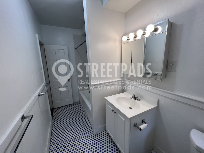 100 Sewall Ave, Brookline