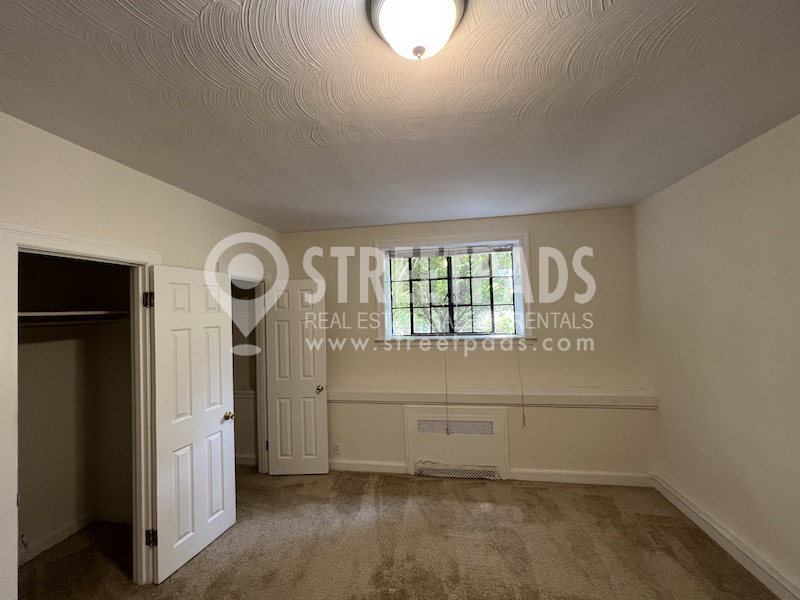 100 Sewall Ave, Brookline