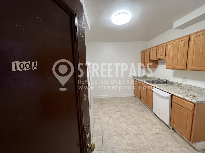 100 Sewall Ave, Brookline