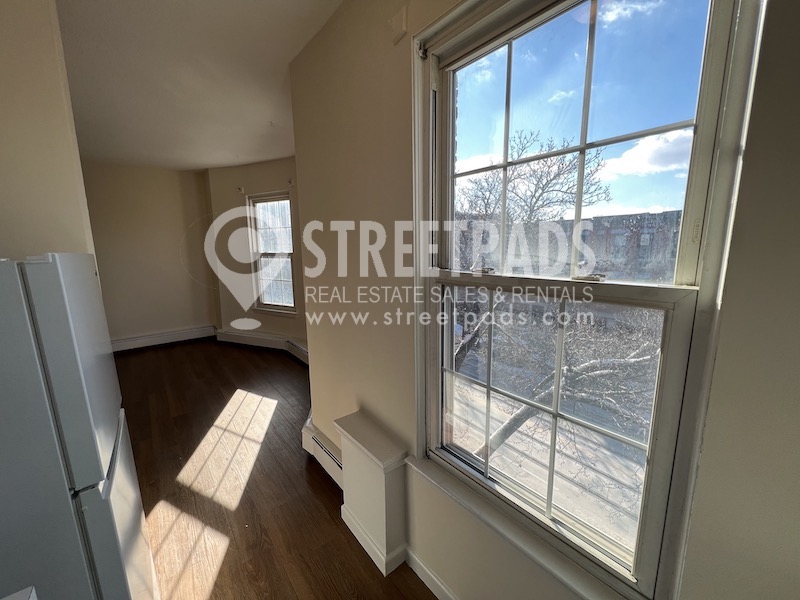 54 South Huntington Ave, Mission Hill