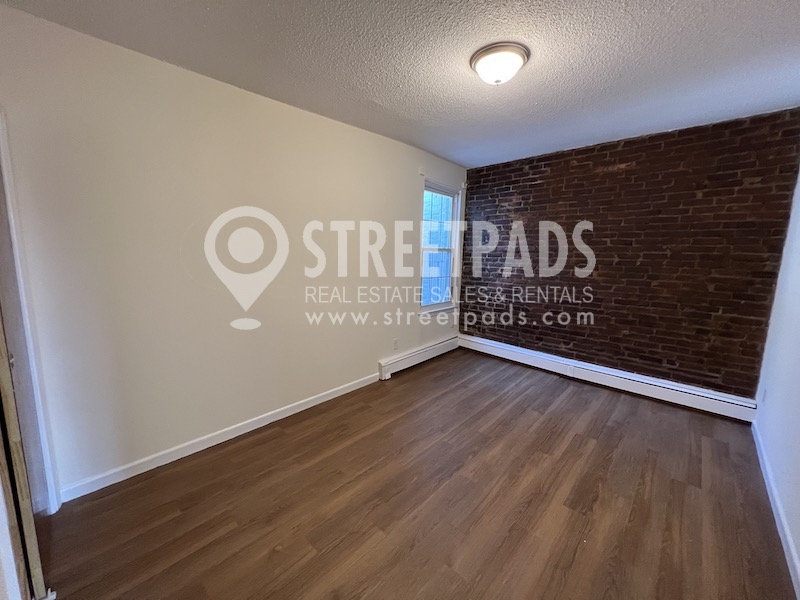 54 South Huntington Ave, Mission Hill