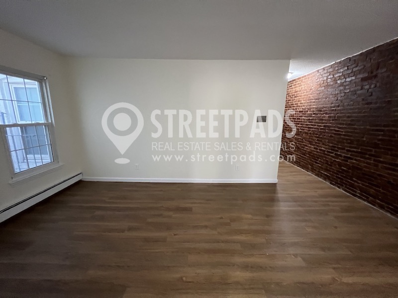 54 South Huntington Ave, Mission Hill